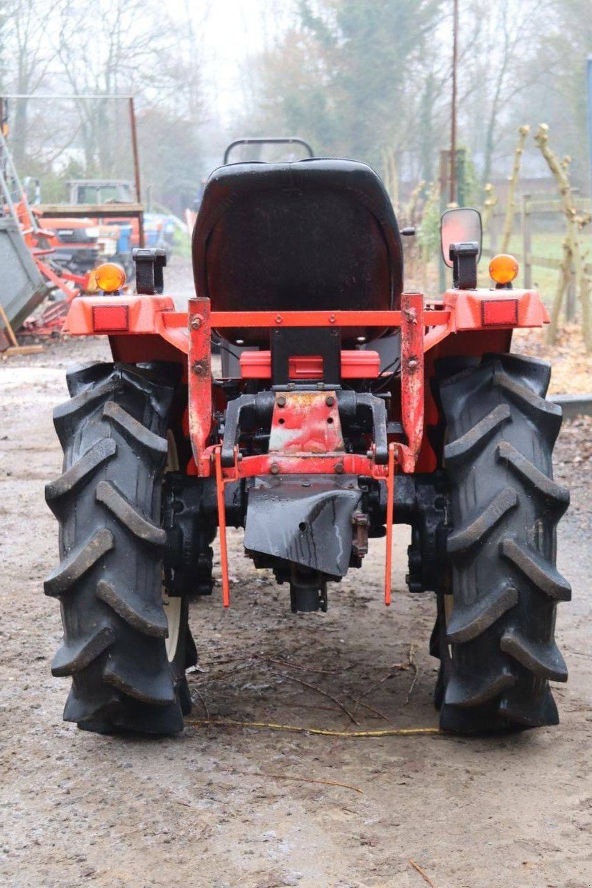 Traktor от тип Yanmar FF165D, Gebrauchtmaschine в Antwerpen (Снимка 5)