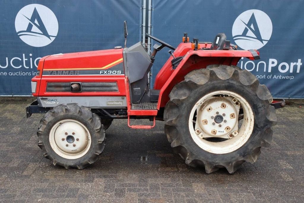 Traktor des Typs Yanmar FX30S/Super Forte, Gebrauchtmaschine in Antwerpen (Bild 2)
