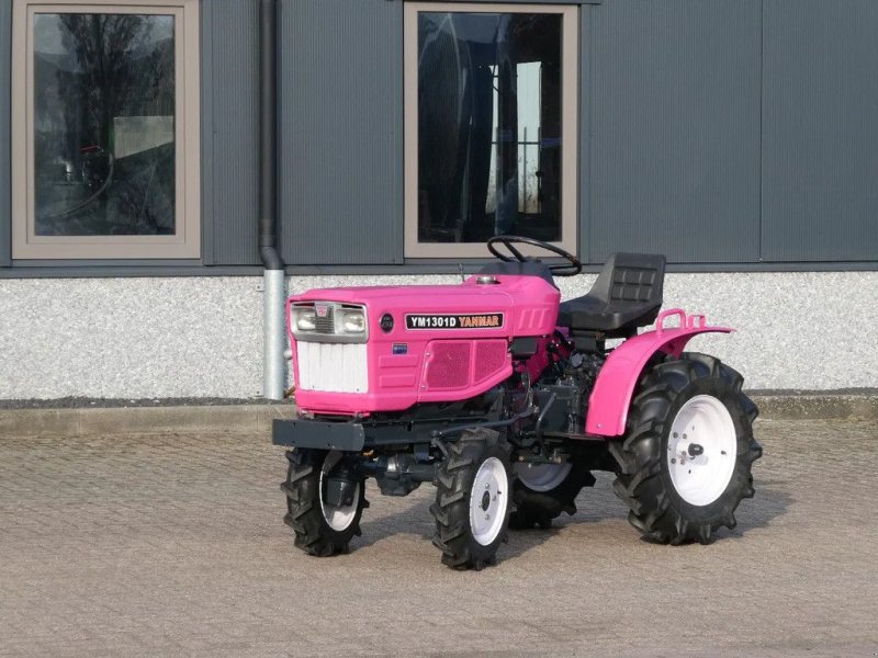 Traktor typu Yanmar YM1301 4wd / 339 Draaiuren / Pink Edition, Gebrauchtmaschine v Swifterband (Obrázek 1)