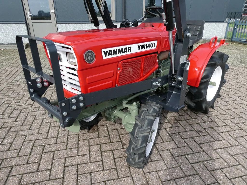 Traktor typu Yanmar YM1401 4wd / 328 Draaiuren / Voorlader, Gebrauchtmaschine v Swifterband (Obrázek 4)