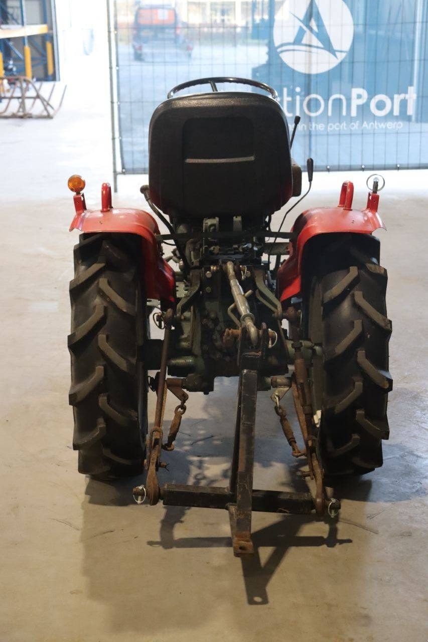 Traktor типа Yanmar YM1510D, Gebrauchtmaschine в Antwerpen (Фотография 5)