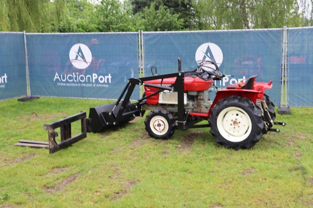 Traktor des Typs Yanmar YM1602D, Gebrauchtmaschine in Antwerpen (Bild 3)