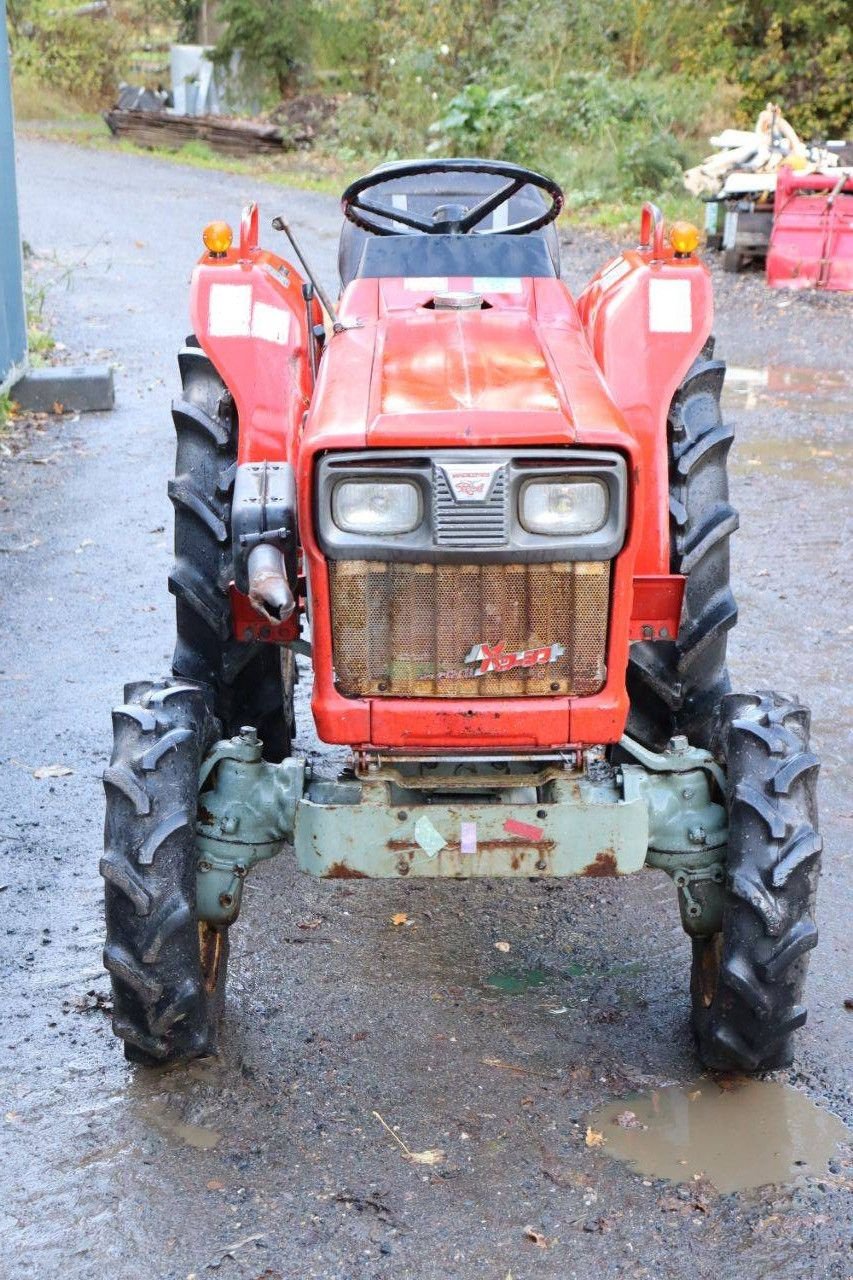 Traktor типа Yanmar YM1610D, Gebrauchtmaschine в Antwerpen (Фотография 9)