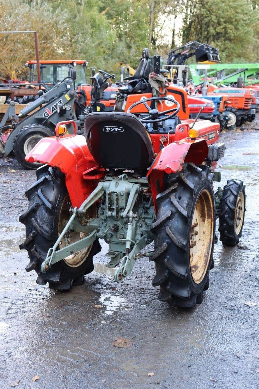 Traktor типа Yanmar YM1610D, Gebrauchtmaschine в Antwerpen (Фотография 7)