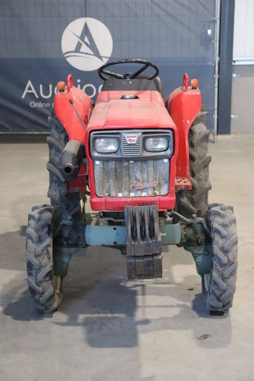 Traktor des Typs Yanmar YM1810D, Gebrauchtmaschine in Antwerpen (Bild 9)