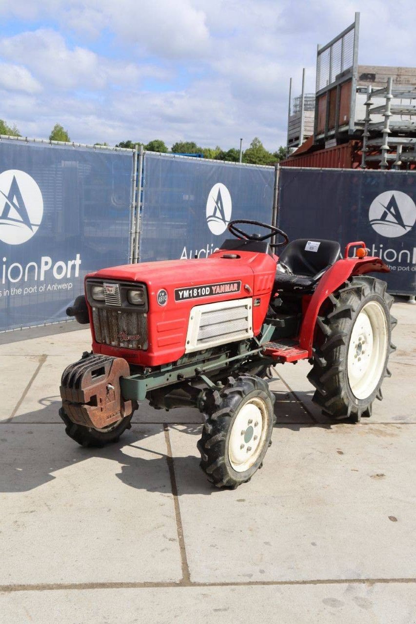 Traktor of the type Yanmar YM1810D, Gebrauchtmaschine in Antwerpen (Picture 10)