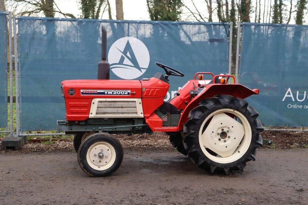 Traktor от тип Yanmar YM2002, Gebrauchtmaschine в Antwerpen (Снимка 1)