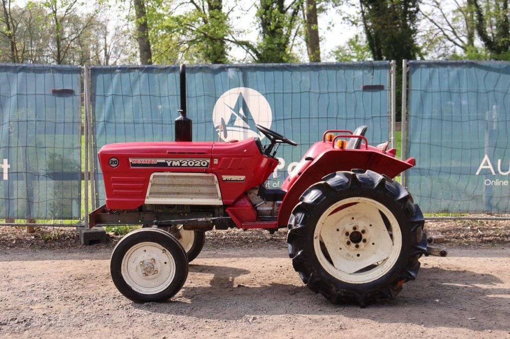 Traktor des Typs Yanmar YM2020, Gebrauchtmaschine in Antwerpen (Bild 2)