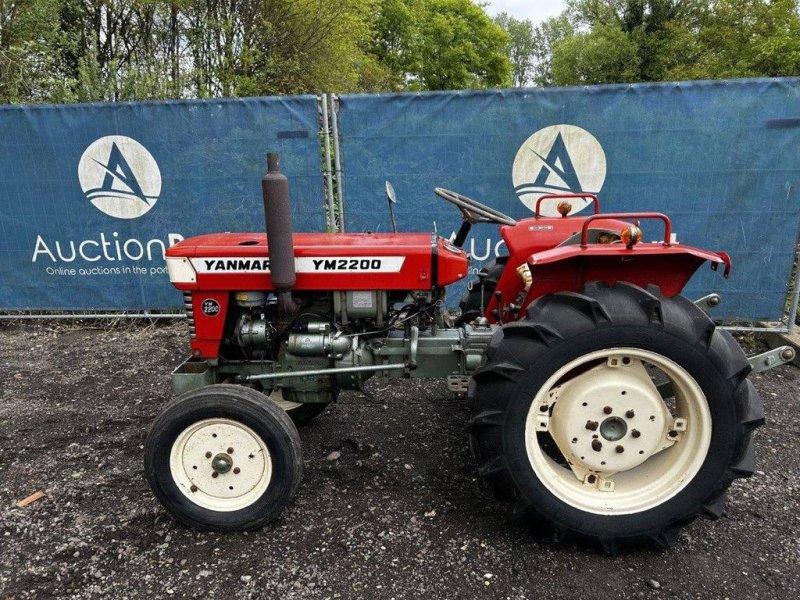 Traktor от тип Yanmar YM2200, Gebrauchtmaschine в Antwerpen (Снимка 1)