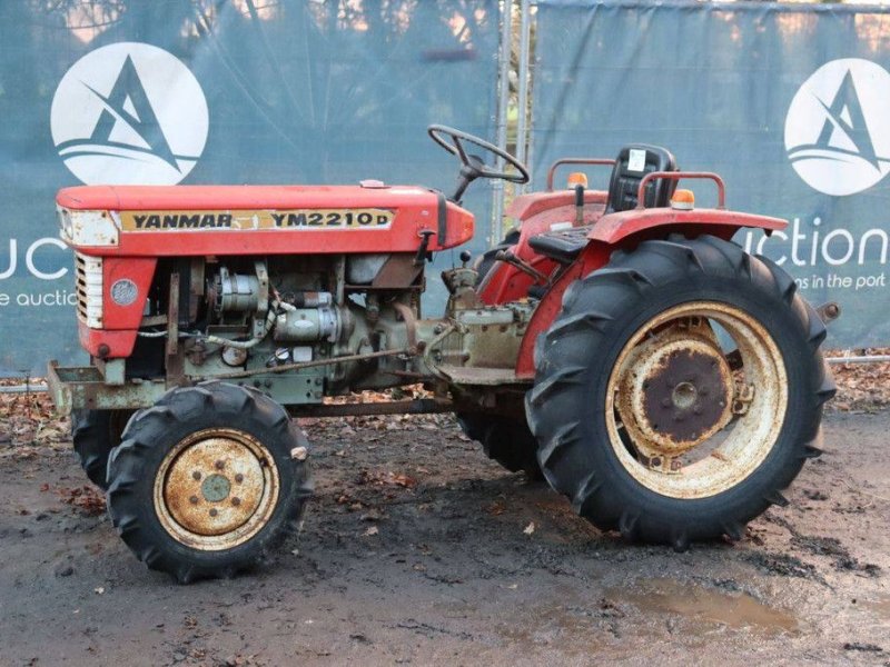 Traktor of the type Yanmar YM2210d, Gebrauchtmaschine in Antwerpen (Picture 1)