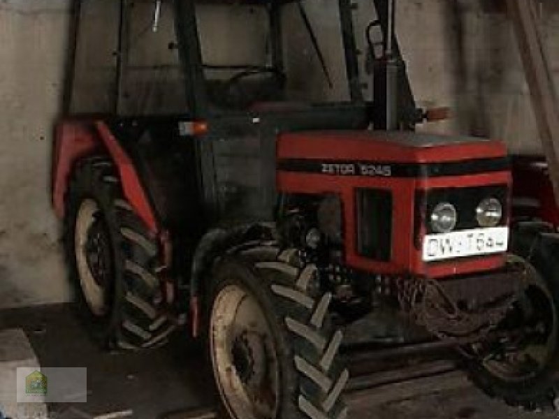 Traktor des Typs Zetor 5245, Gebrauchtmaschine in Salsitz (Bild 1)