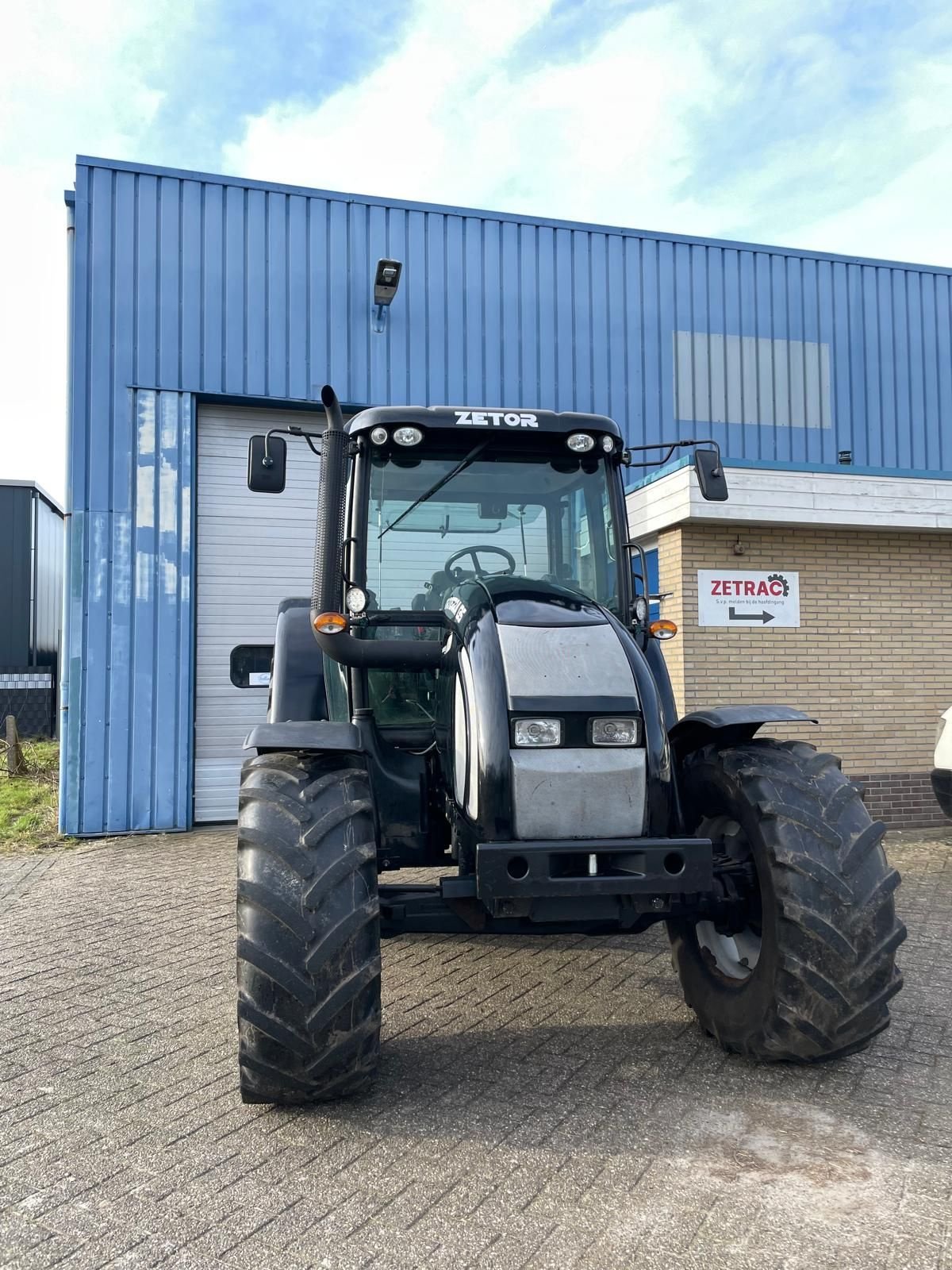 Traktor des Typs Zetor Forterra 11441 (135), Gebrauchtmaschine in Goor (Bild 2)