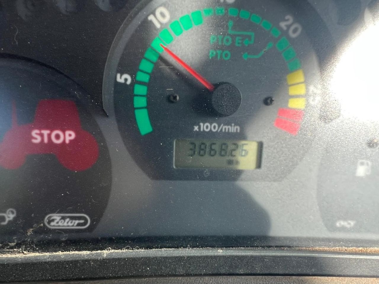 Traktor tipa Zetor PROXIMA 90, Gebrauchtmaschine u Lunteren (Slika 3)