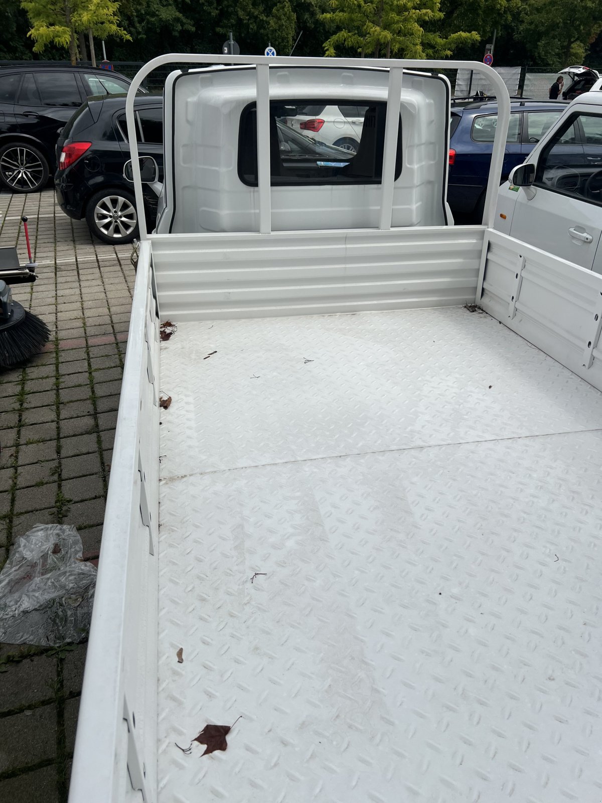 Transporter & Motorkarre tipa TYN-e TX7-Pritsche, Neumaschine u München (Slika 8)