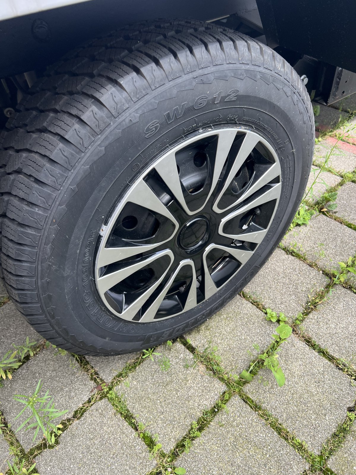 Transporter & Motorkarre tipa TYN-e TX7-Pritsche, Neumaschine u München (Slika 9)