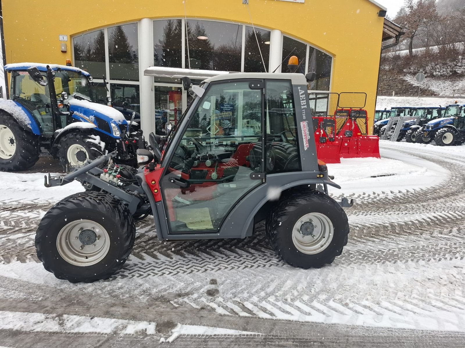 Transportfahrzeug Türe ait Aebi Aebi TT240, Gebrauchtmaschine içinde Burgkirchen (resim 4)