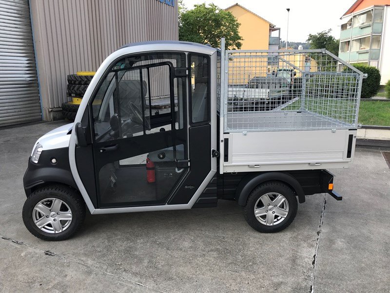 Transportfahrzeug typu Club Car Urban, Ausstellungsmaschine w Regensdorf (Zdjęcie 2)