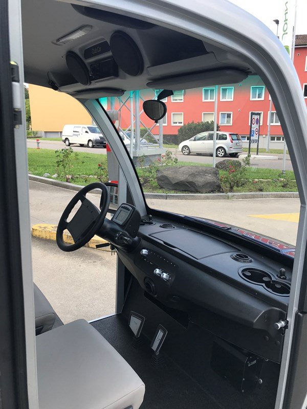 Transportfahrzeug des Typs Club Car Urban, Ausstellungsmaschine in Regensdorf (Bild 4)