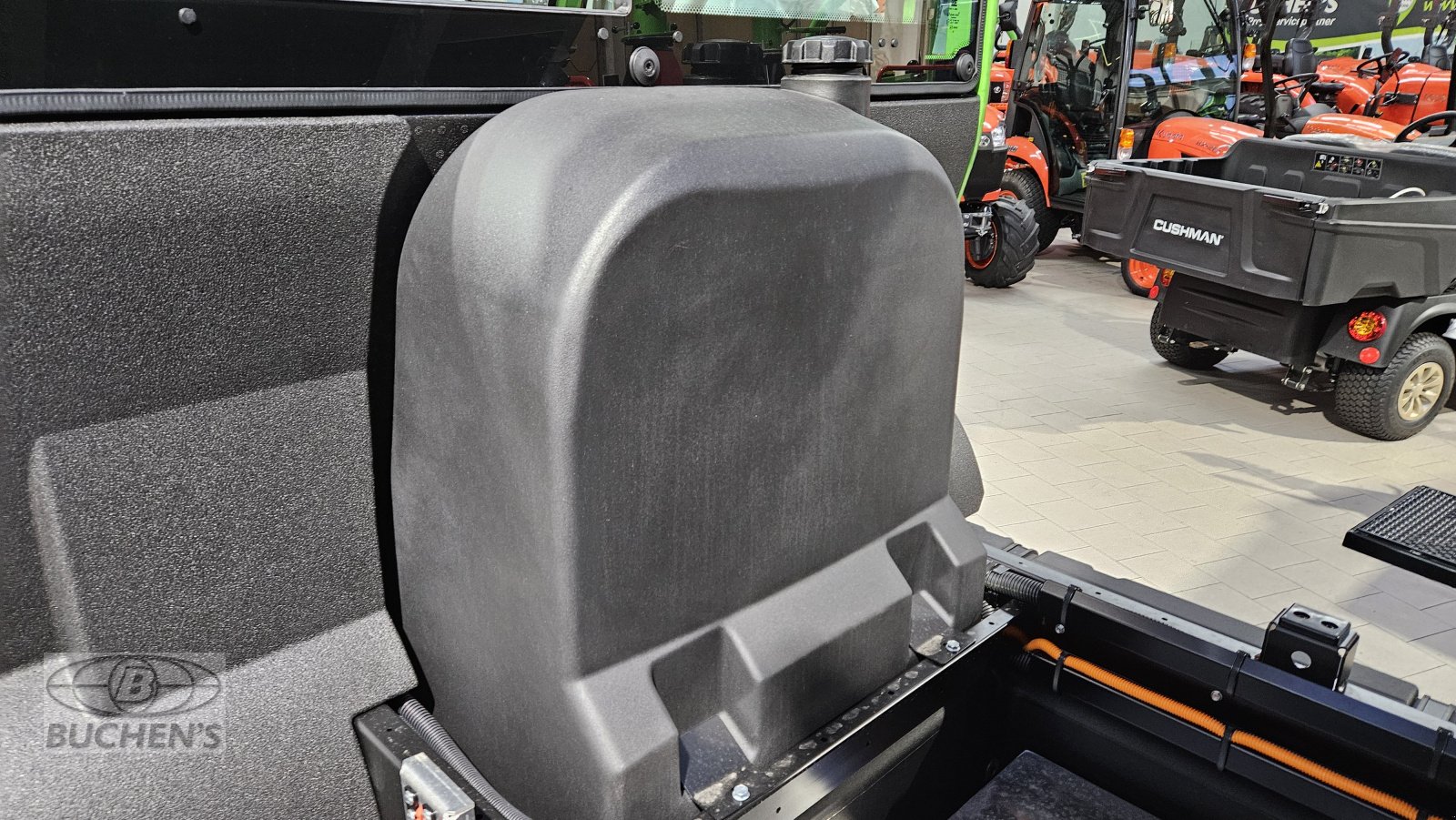 Transportfahrzeug tipa Etesia ET-LANDER N1, Neumaschine u Olpe (Slika 11)