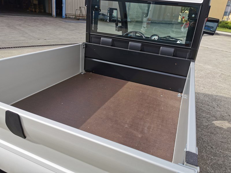 Transportfahrzeug des Typs Goupil G2, Neumaschine in Regensdorf (Bild 6)