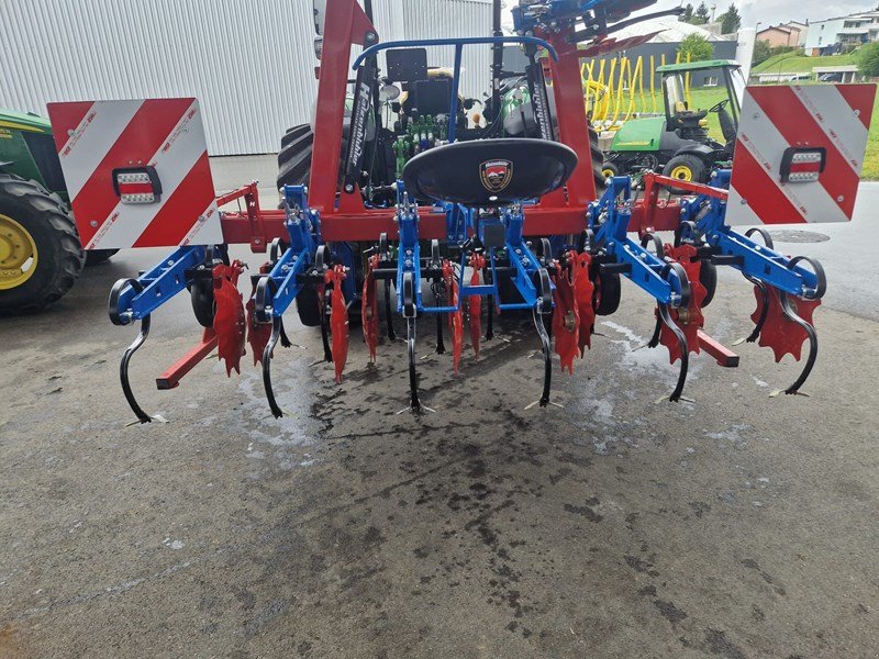 Transportfahrzeug del tipo Hatzenbichler 6 Reihig, Ausstellungsmaschine In Henau (Immagine 3)