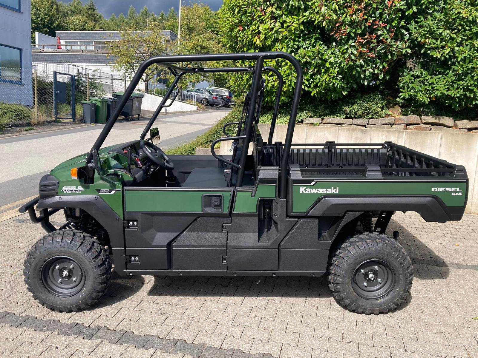Transportfahrzeug des Typs Kawasaki Mule PRO-DX (Diesel), Neumaschine in Burscheid (Bild 3)