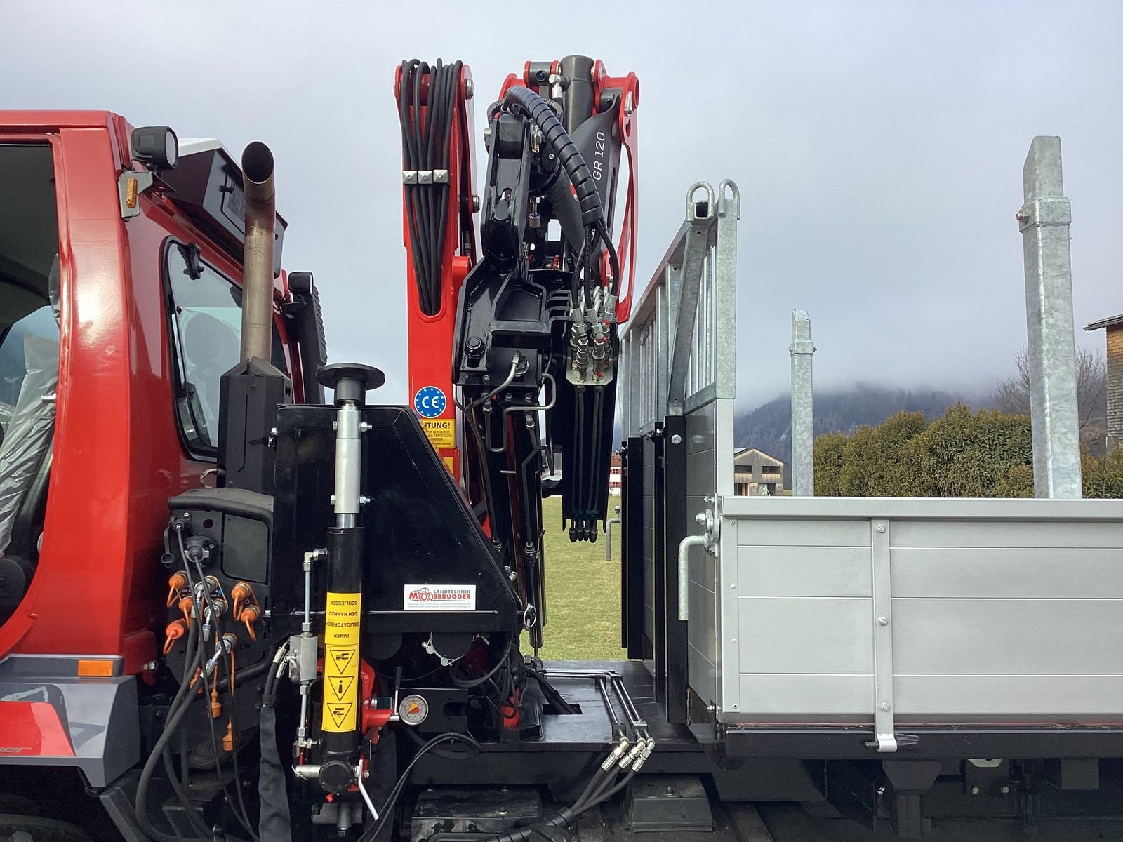 Transportfahrzeug tipa Lindner ++ Dreiseitenkipper, Ladekran, Greifer, Funk++, Gebrauchtmaschine u Bezau (Slika 18)