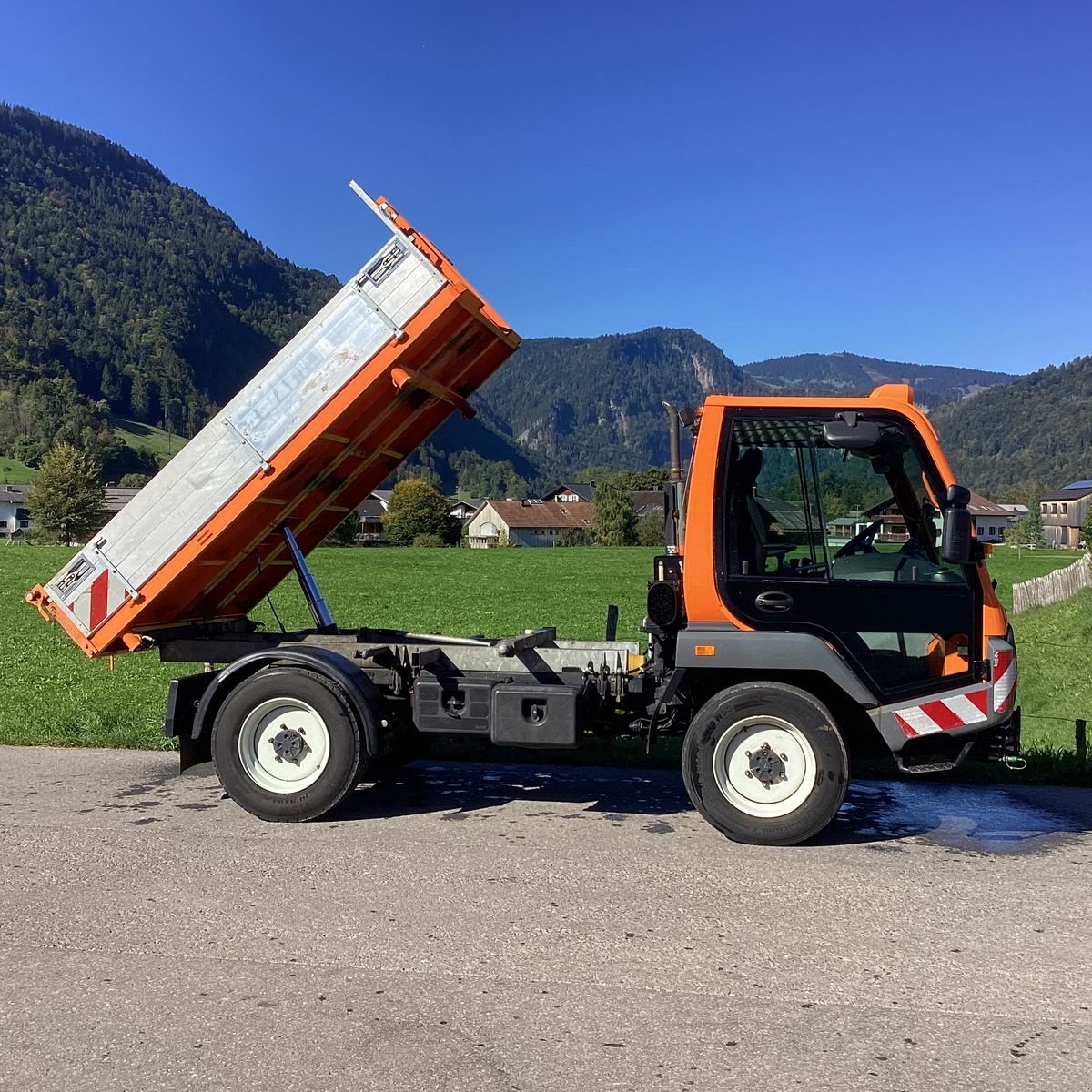 Transportfahrzeug des Typs Lindner ++ Unitrac 82S mit Dreiseitenkipper ++, Gebrauchtmaschine in Bezau (Bild 13)