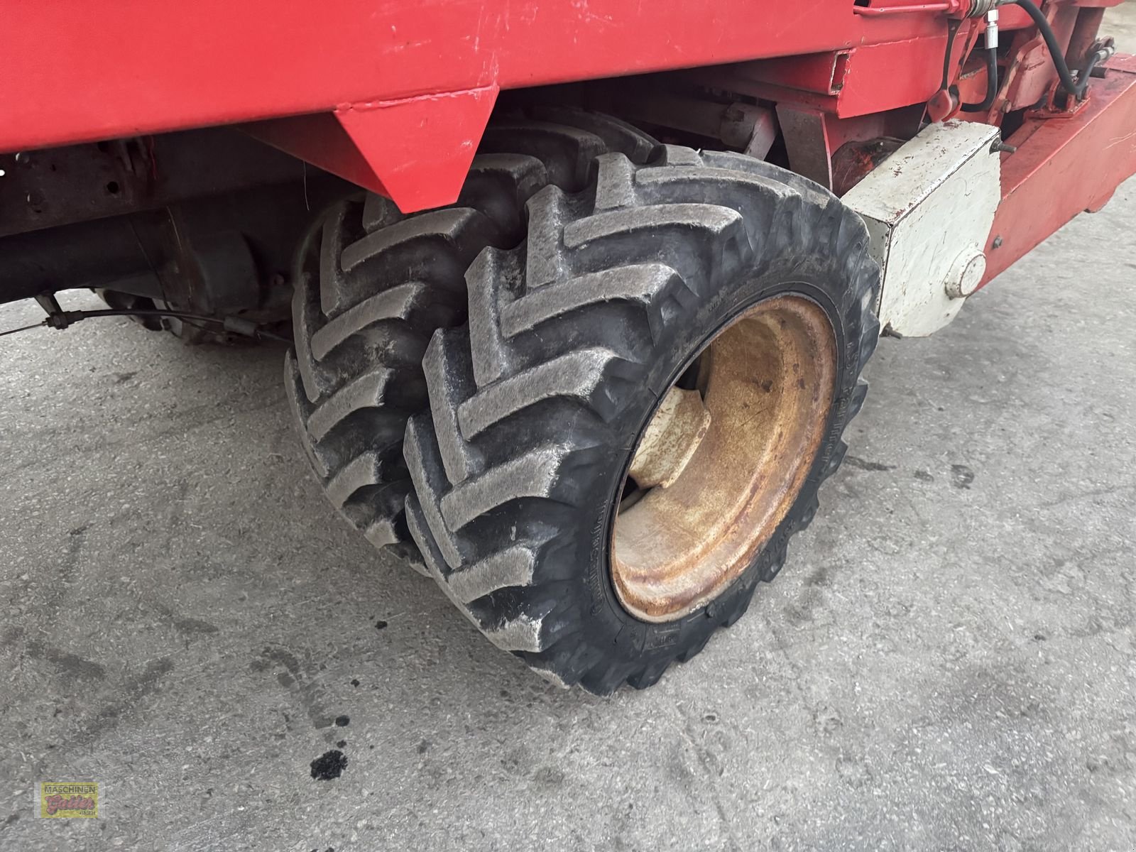 Transportfahrzeug типа Lindner T 3500 S mit Ladewagenaufbau und Mistreuer, Gebrauchtmaschine в Kötschach (Фотография 13)