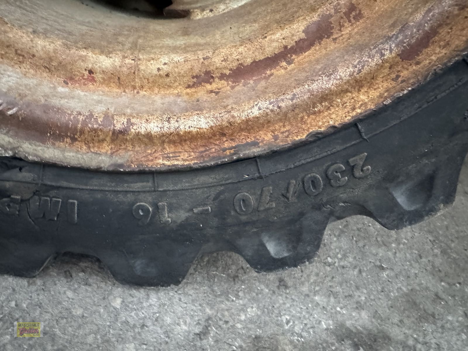 Transportfahrzeug типа Lindner T 3500 S mit Ladewagenaufbau und Mistreuer, Gebrauchtmaschine в Kötschach (Фотография 14)