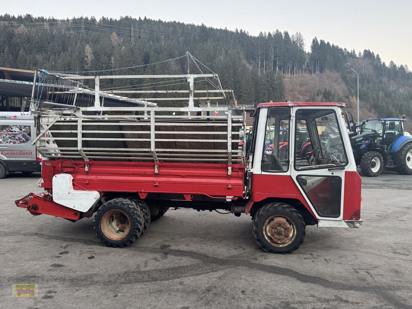 Transportfahrzeug типа Lindner T 3500 S mit Ladewagenaufbau und Mistreuer, Gebrauchtmaschine в Kötschach (Фотография 7)
