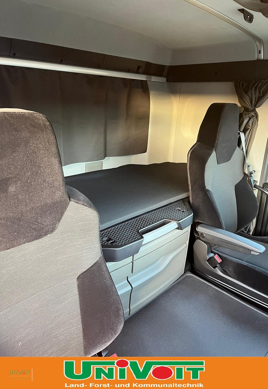 Transportfahrzeug от тип MAN TGS 18.510 Allrad mit Winterdienstausstattung + Streuer + Schneepflug, Neumaschine в Warmensteinach (Снимка 13)