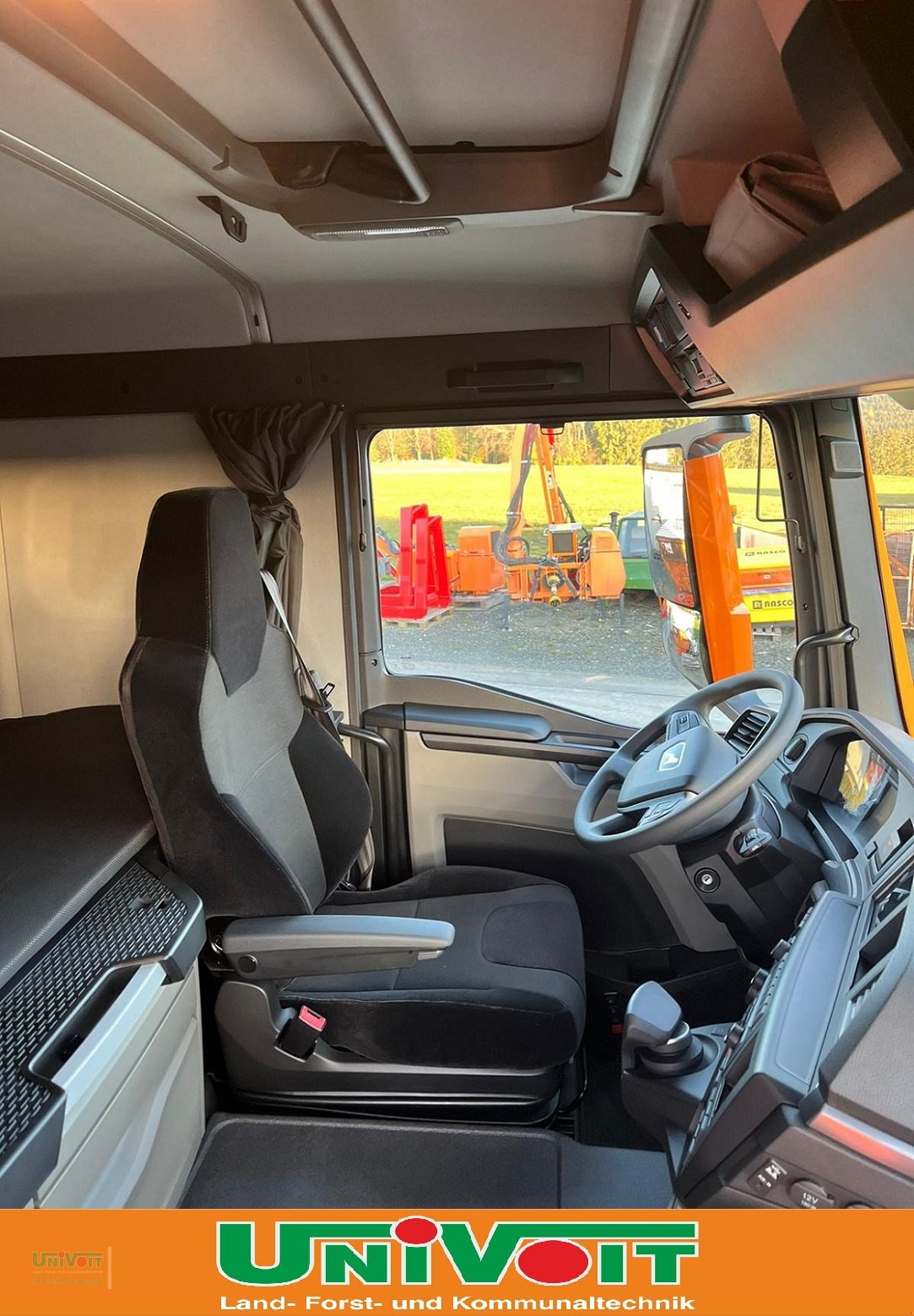 Transportfahrzeug от тип MAN TGS 18.510 Allrad mit Winterdienstausstattung + Streuer + Schneepflug, Neumaschine в Warmensteinach (Снимка 15)