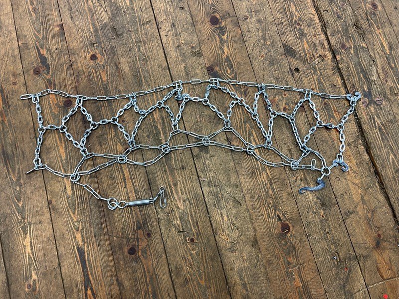 Transportfahrzeug tipa Pewag 4012 3,7mm Schneeketten, Neumaschine u Chur (Slika 1)