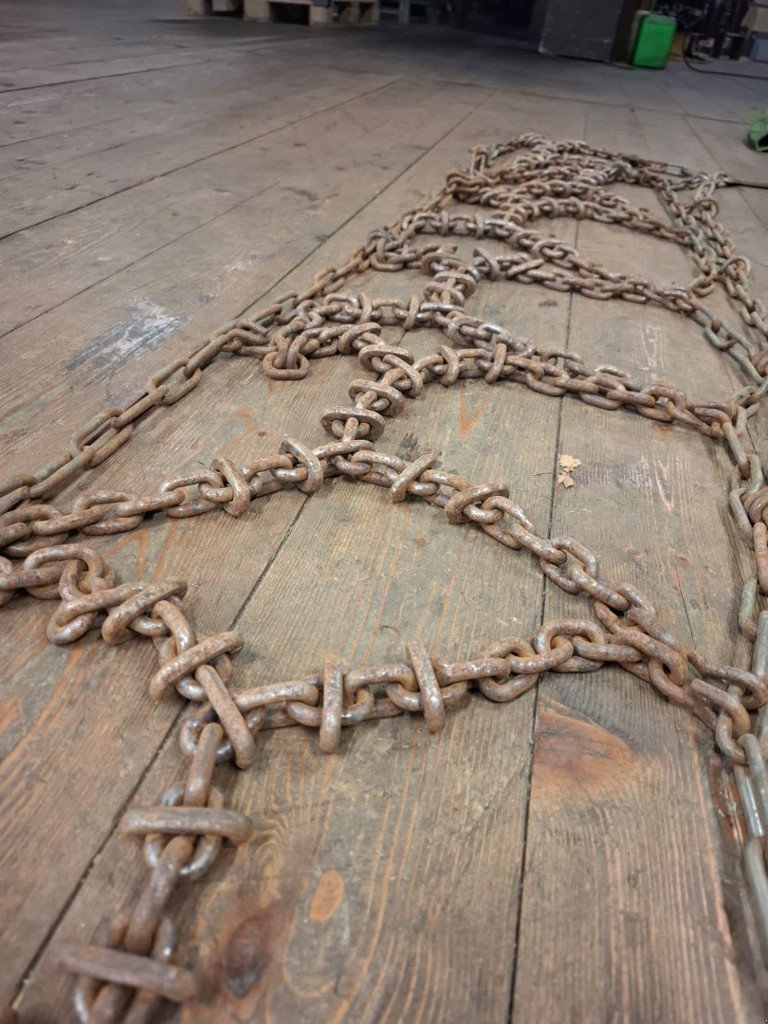 Transportfahrzeug typu Sonstige 285/70R17 Schneeketten, Gebrauchtmaschine w Chur (Zdjęcie 3)