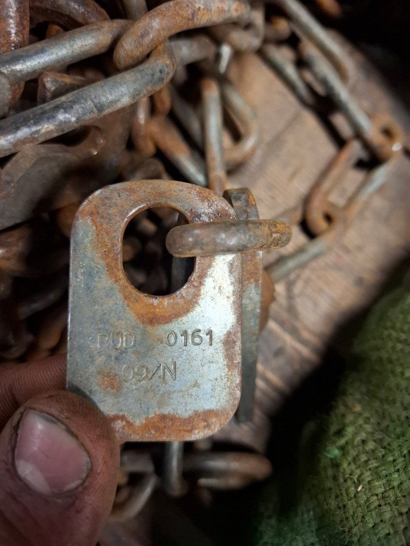 Transportfahrzeug typu Sonstige 285/70R17 Schneeketten, Gebrauchtmaschine w Chur (Zdjęcie 4)