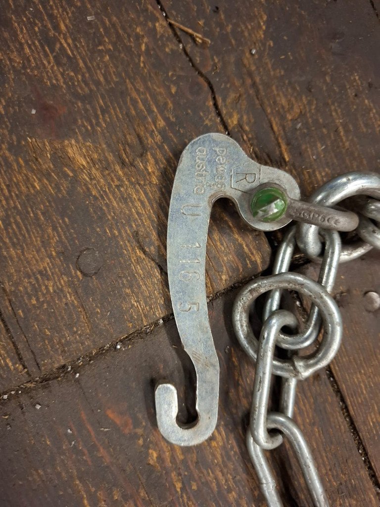 Transportfahrzeug Türe ait Sonstige 31x15.50 15 Schneeketten, Gebrauchtmaschine içinde Chur (resim 3)