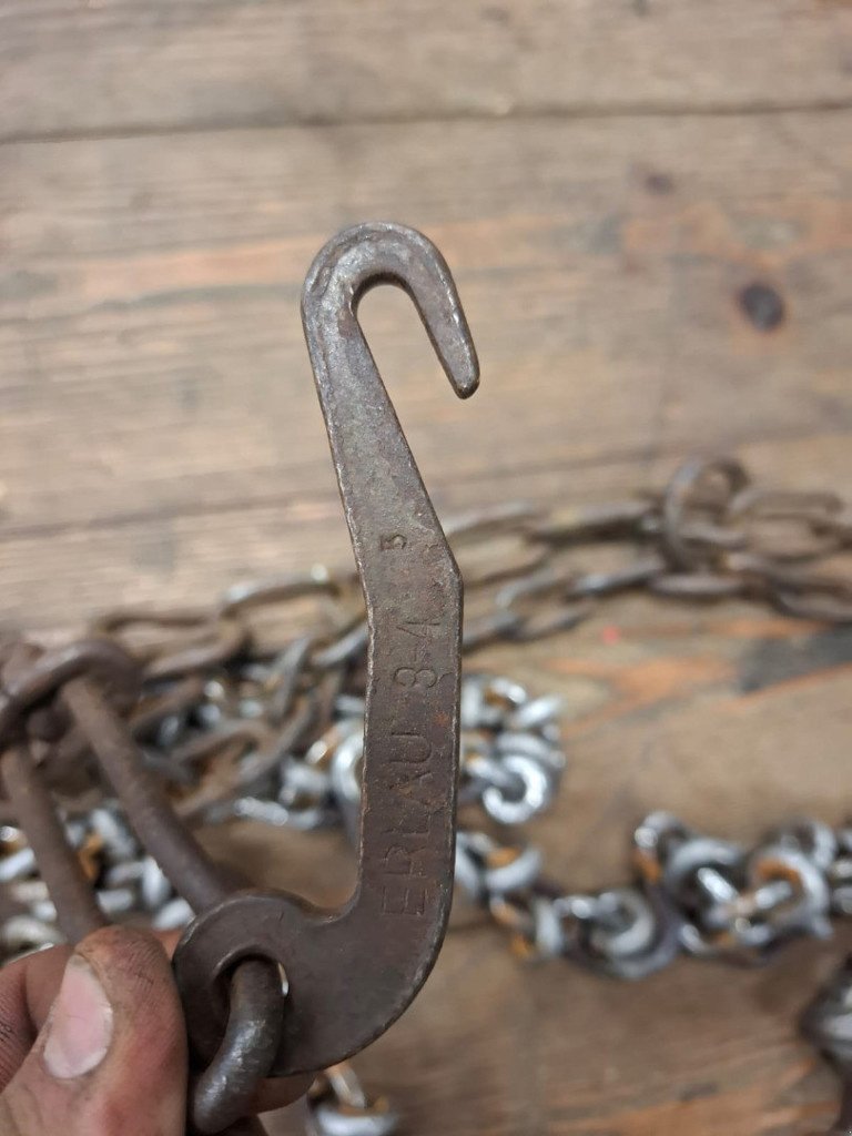 Transportfahrzeug tip Sonstige 33x15.50-15 Schneeketten, Gebrauchtmaschine in Chur (Poză 1)