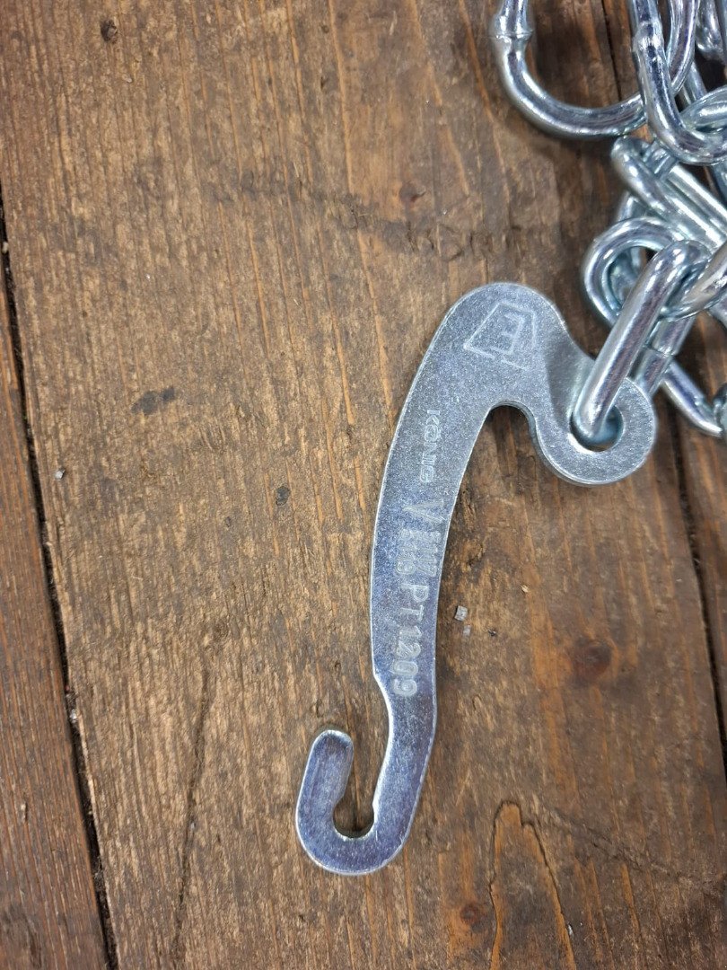 Transportfahrzeug typu Sonstige Schneeketten, Gebrauchtmaschine v Chur (Obrázok 2)