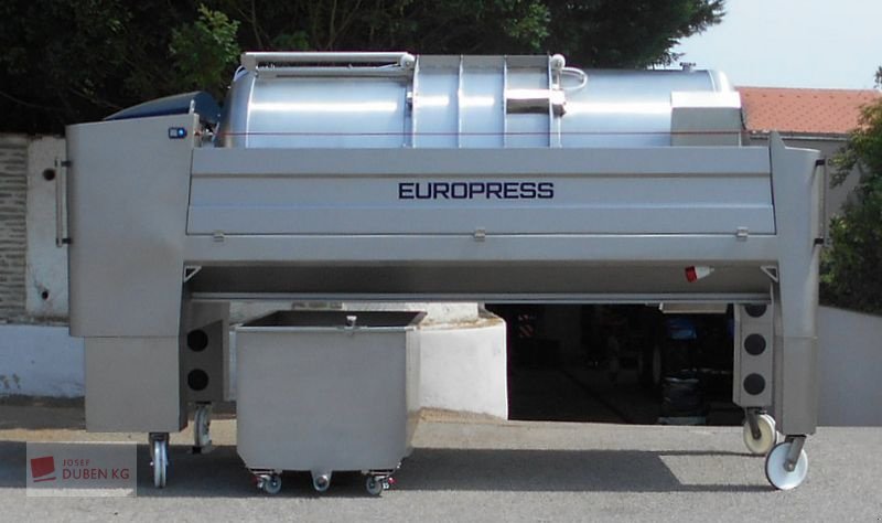 Traubenpresse of the type Scharfenberger EP2-34, Neumaschine in Ziersdorf (Picture 7)