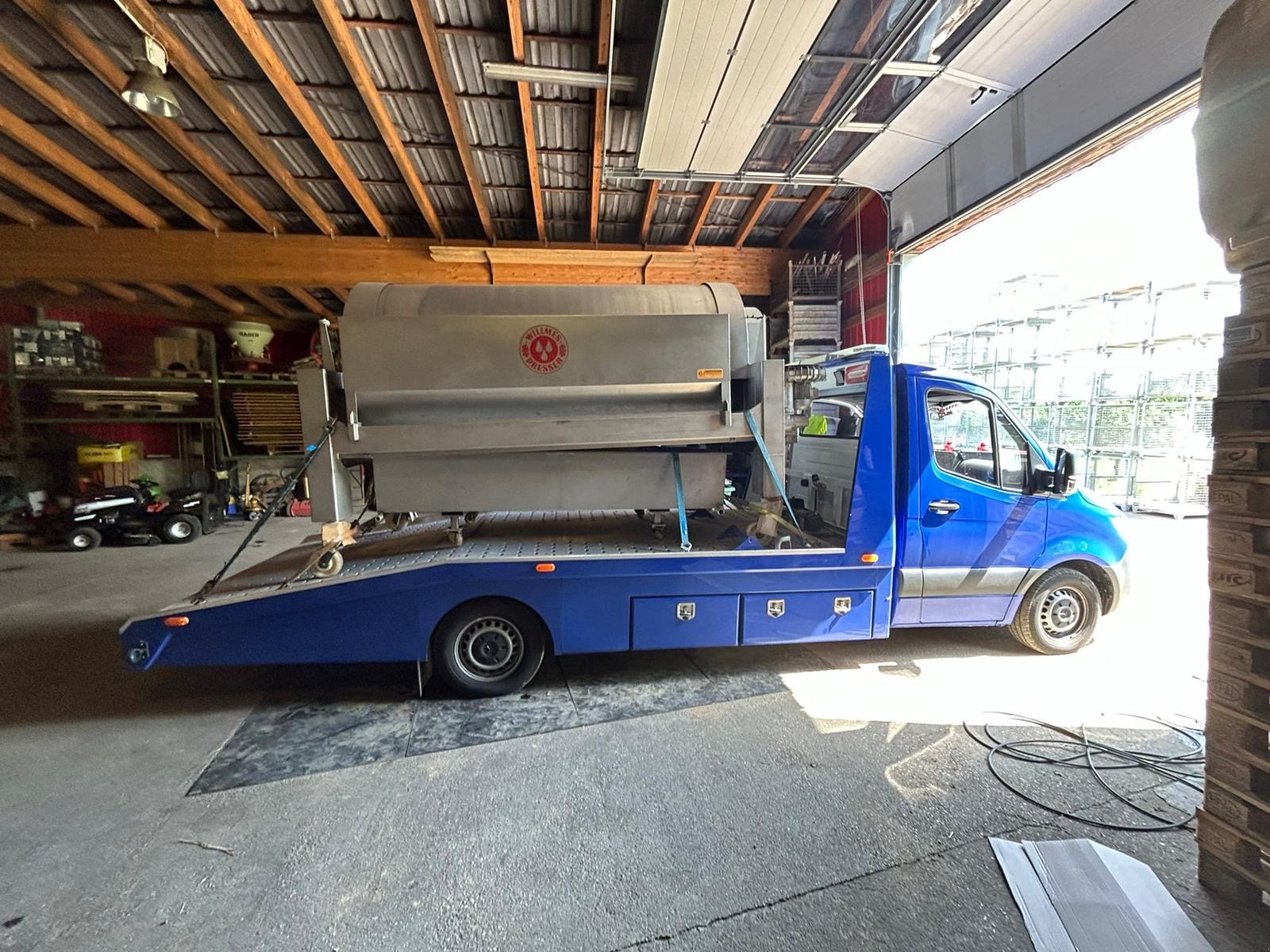 Traubenpresse des Typs Willmes UP 2500, Gebrauchtmaschine in Maasmechelen (Bild 2)