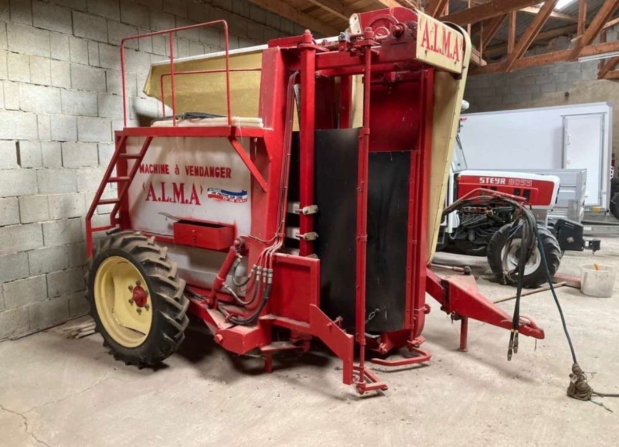 Traubenvollernter типа ALMA TS 2, Gebrauchtmaschine в Apetlon (Фотография 2)