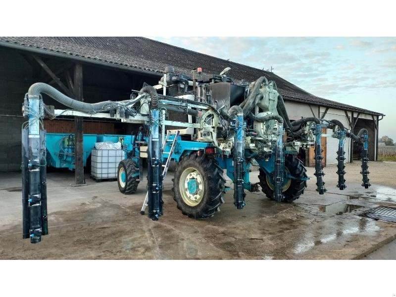 Traubenvollernter типа Bobard 1096 V3, Gebrauchtmaschine в BRAY en Val (Фотография 4)