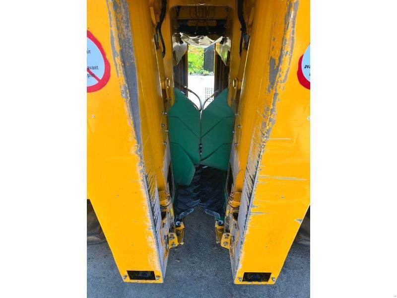 Traubenvollernter типа Gregoire G4.210, Gebrauchtmaschine в BRAY en Val (Фотография 4)