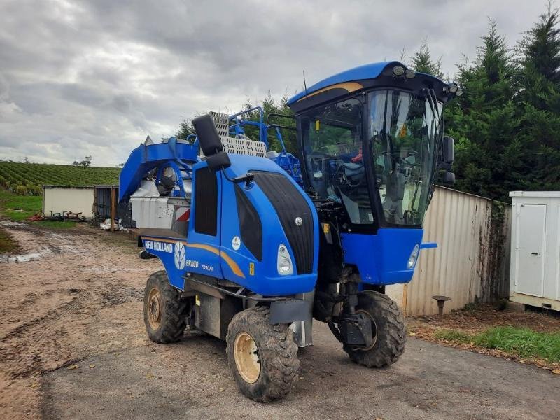 Traubenvollernter tipa New Holland 7030M, Gebrauchtmaschine u GEMOZAC (Slika 1)