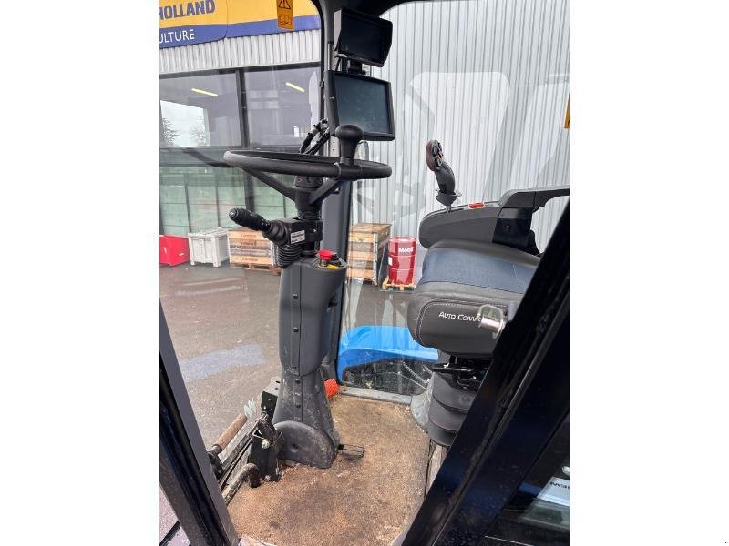 Traubenvollernter des Typs New Holland 9080N, Gebrauchtmaschine in BRAY en Val (Bild 7)