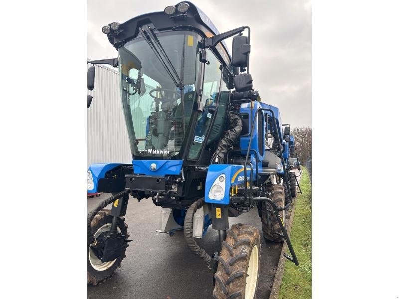 Traubenvollernter des Typs New Holland 9080N, Gebrauchtmaschine in BRAY en Val (Bild 3)