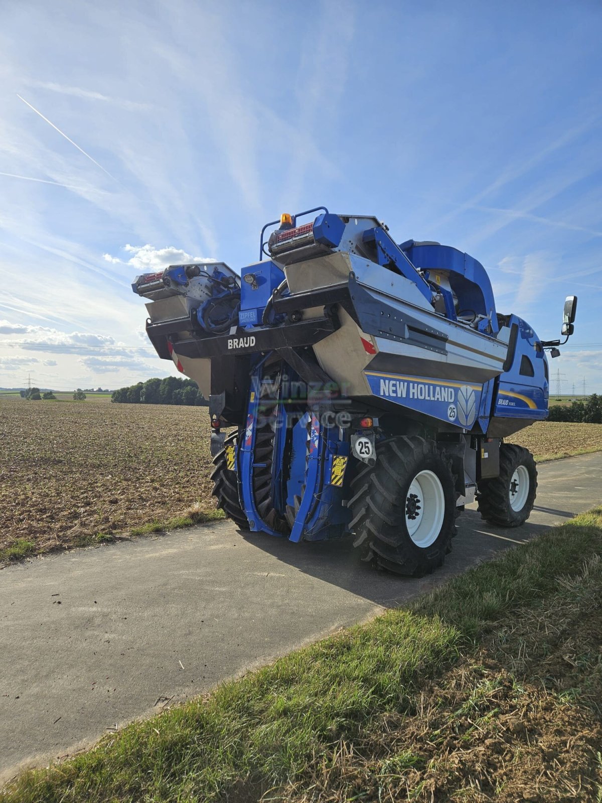 Traubenvollernter des Typs New Holland Braud 9080L, Gebrauchtmaschine in Creglingen (Bild 2)