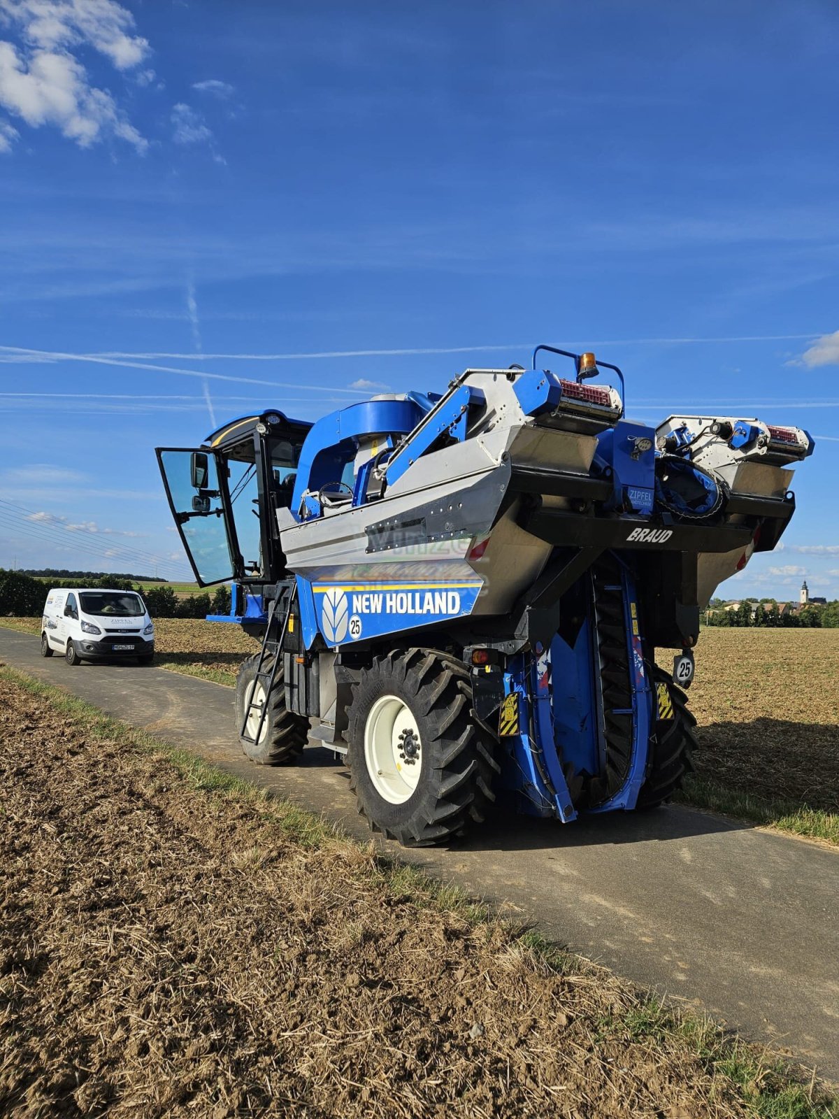 Traubenvollernter des Typs New Holland Braud 9080L, Gebrauchtmaschine in Creglingen (Bild 4)