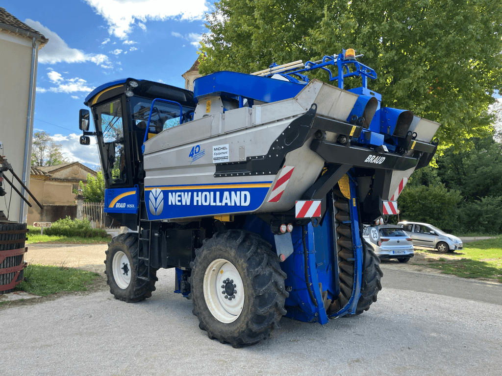Traubenvollernter типа New Holland MAV NEW HOLLAND 9050 L, Gebrauchtmaschine в SAINT ANDIOL (Фотография 7)